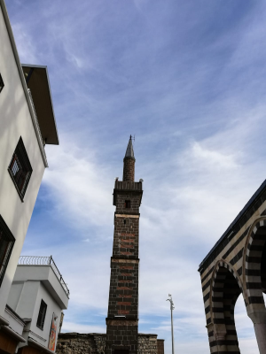 Dört Ayaklı Minare / 1136