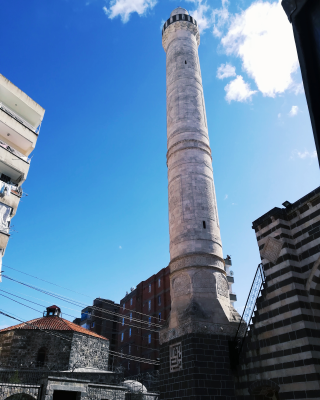 Parlı Sefa Camii - Minareye bakış / 4246